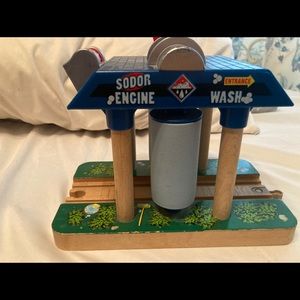 Thomas and Friends Wooden Railway Sodor Engine Wash